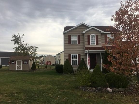 2nd image of 21 Carpenter Pl