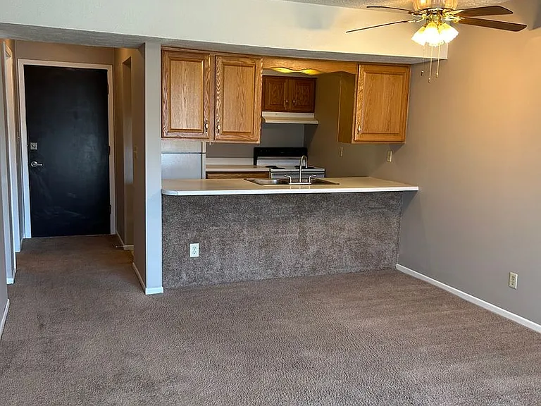 Plaza 93 Apartments — Photo 136