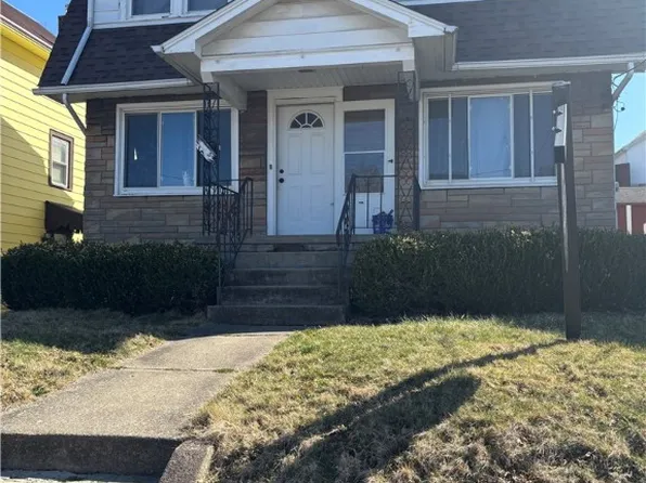 1015 Huey St, New Castle, PA 16101