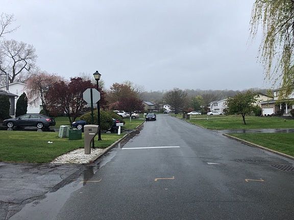 4th image of 95 Creamery Dr