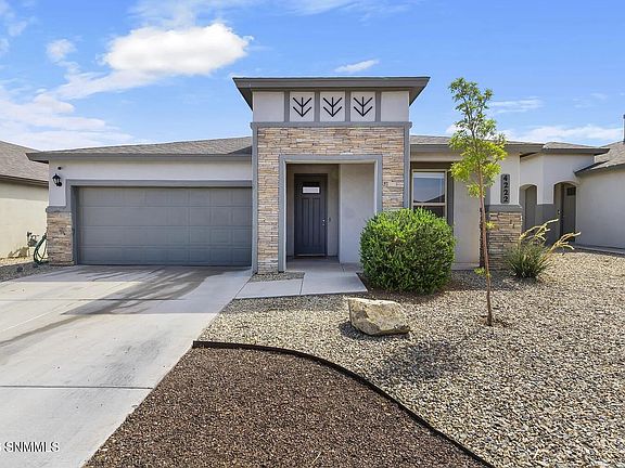 2nd image of 4222 Desert Lily Dr
