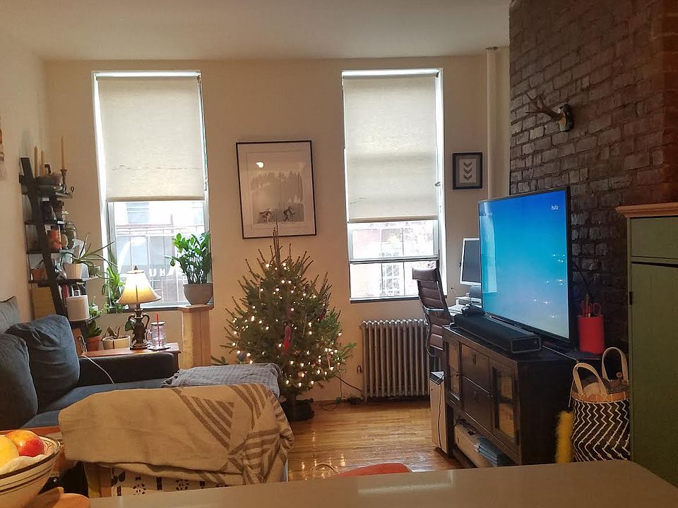 1st image of 5 Saint Marks Pl APT 8