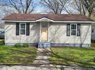 103 F St SE, Miami, OK 74354