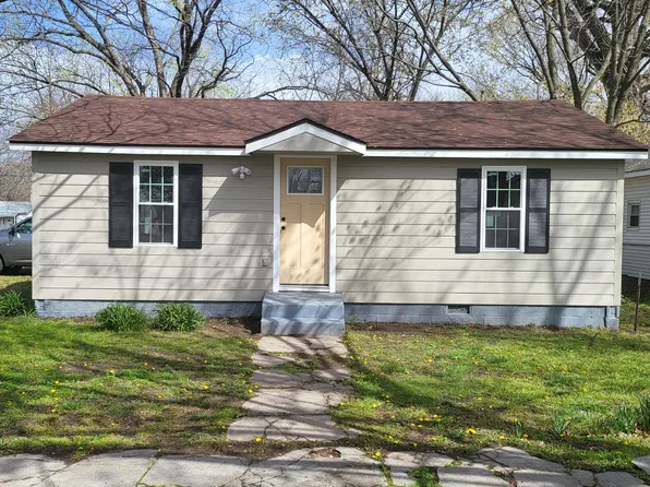 103 F St SE, Miami, OK 74354