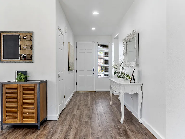 11505 Equinox Ave — Photo 4