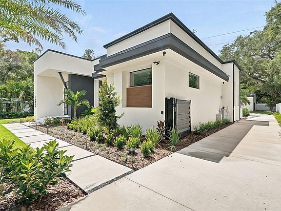 5th image of 10040 59TH AVENUE N
