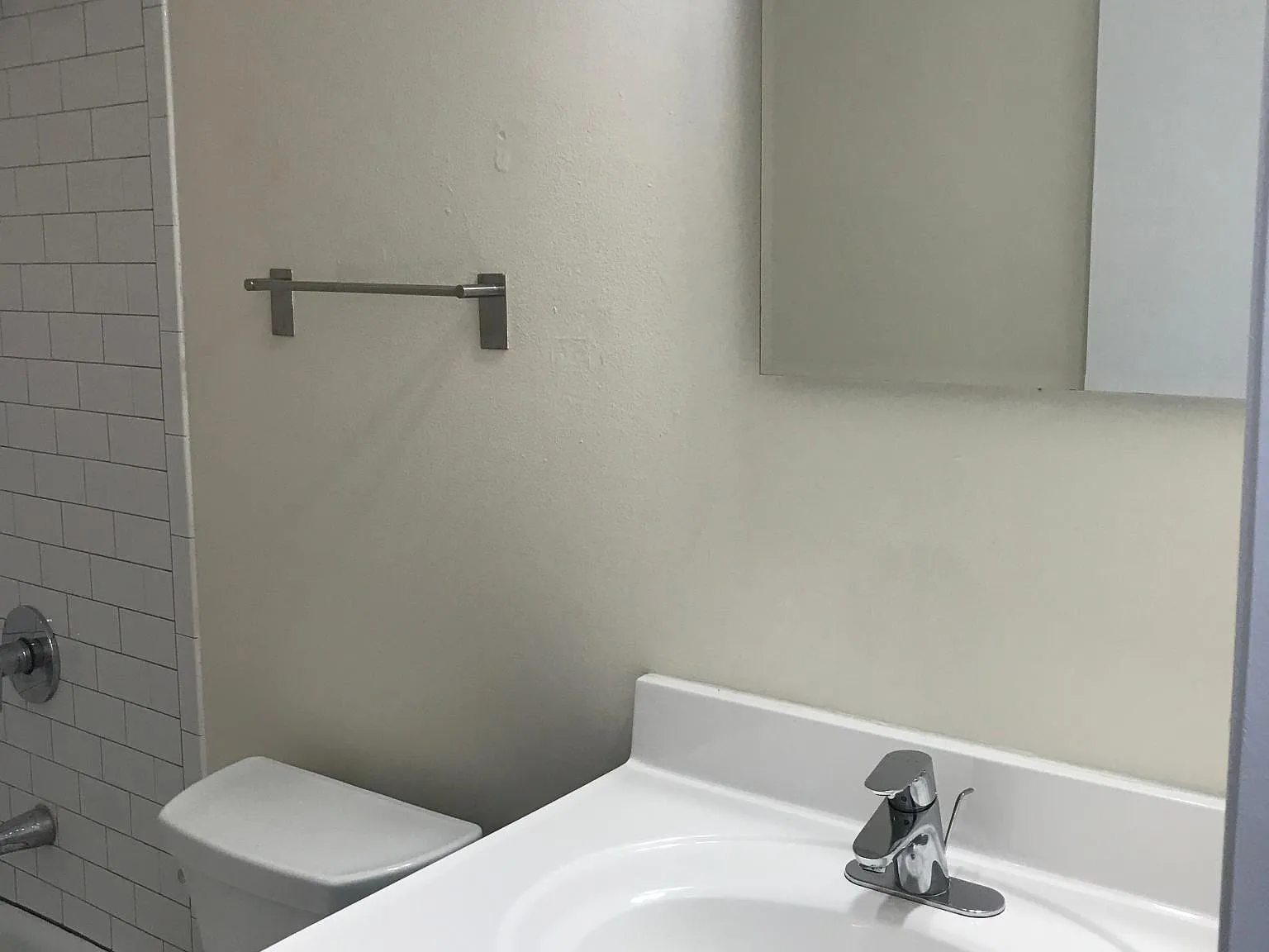 2 bed, $3,500 — Photo 3