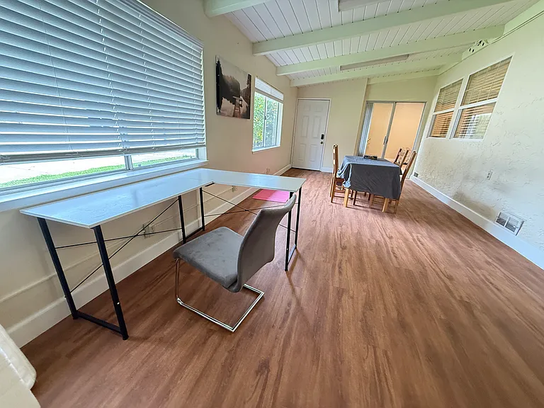 Canoas Garden Ave — Photo 22