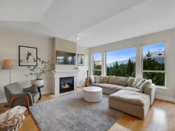 1024 Glacier View Dr #11, Squamish, BC V8B 0G1