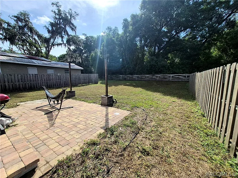 11751 Bostick St — Photo 17
