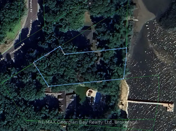 1379 E Champlain Rd, Tiny, ON L9M 1S4