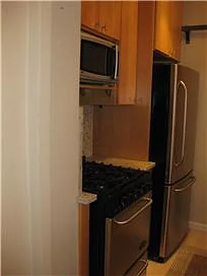 Rented by RELO REDAC INC. | media 7