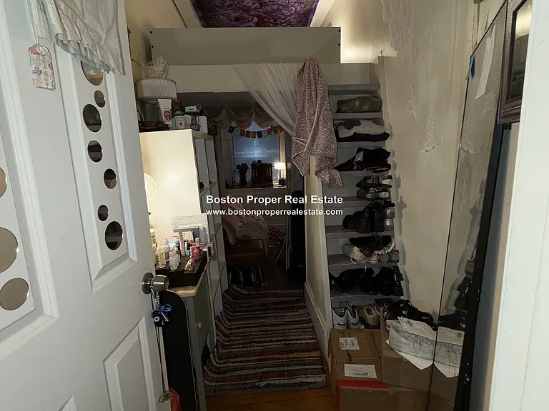 17 Aberdeen St #D — Photo 4