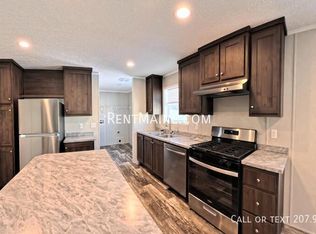 111 H Ct, Pittsfield, ME 04967