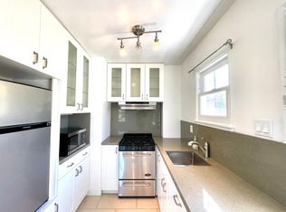 644 Glenneyre St APT C, Laguna Beach, CA 92651