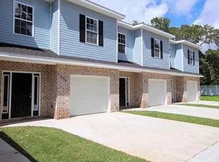 992 Leigh Ann Ln, Fort Walton Beach, FL 32547