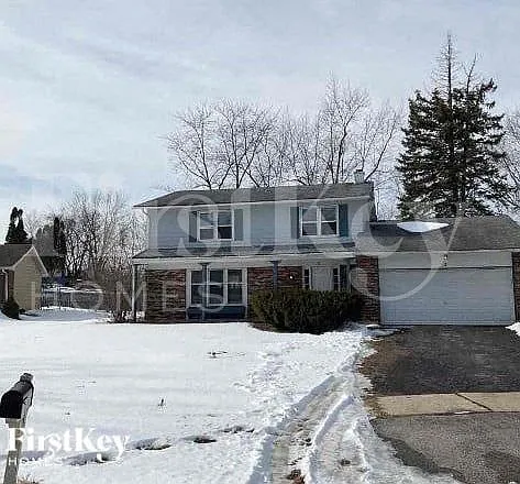2 Devon Ct Photo 1