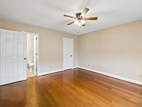 4th image of 6565 Hickory Meadow Dr