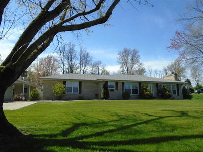 1125 W Broadway St, Loogootee, IN, 47553