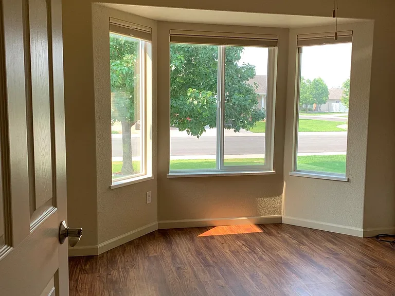 Spare Bedroom or Office with front Bay-window style View