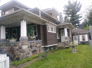 220 E Butler St, Adrian, MI 49221