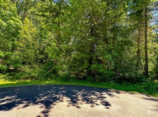 11084 Alpine Rd, Glacier, WA 98244