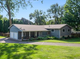 7325 Topview Rd, Eden Prairie, MN 55346