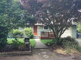 8009 44th Ave SW, Seattle, WA 98136