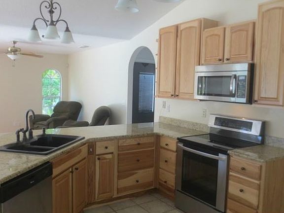 4th image of 2111 E Gloria Dr