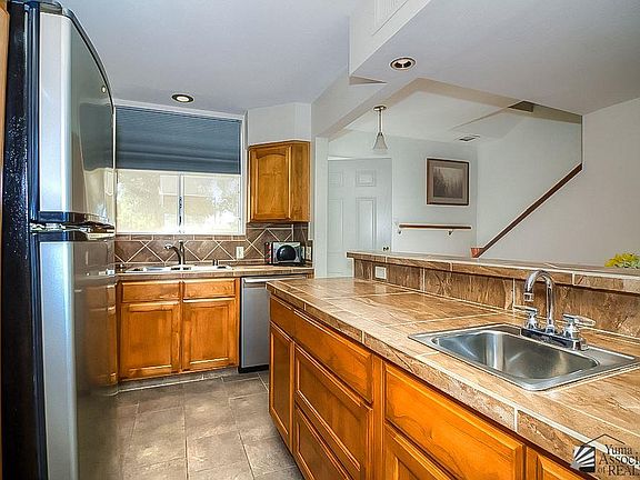 4th image of 500 W Country Club Dr