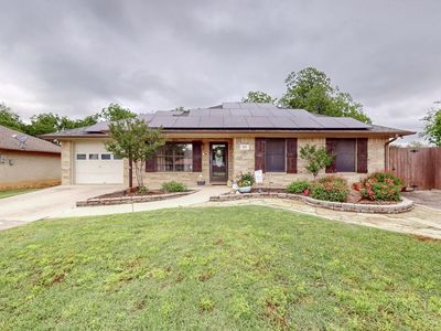 418 W Lloyd St, Krum, TX, 76249