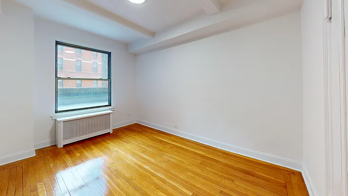 Rented by Bond New York | media 5