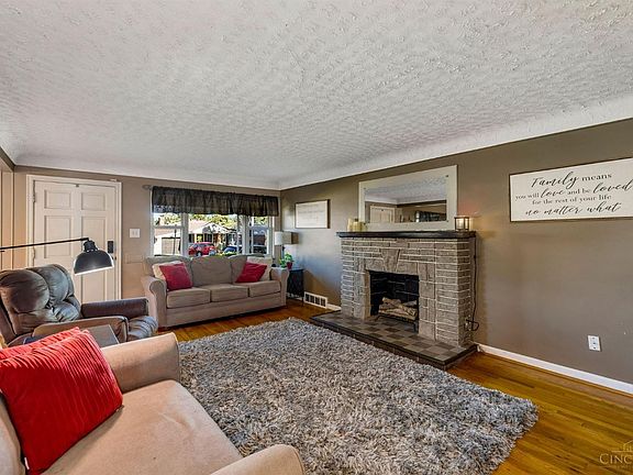 4th image of 5682 Lauderdale Dr