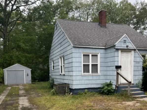3329 Sanford St, Muskegon Heights, MI 49444