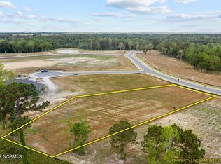 119 W Scarborough Ct, Hampstead, NC 28443