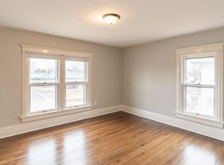 310 E Church St, Sandwich, IL 60548