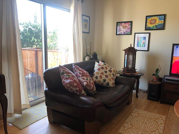 3rd image of 3912 Geddes Ct