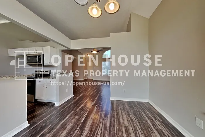 10316 Concord Dr — Photo 8