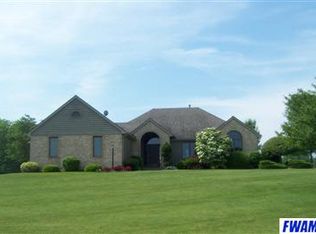 19019 Amstutz Rd, Leo, IN 46765