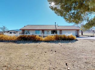 22600 E Avenue Y3, Llano, CA 93544