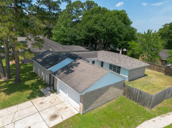 6023 Knotty Post Ln, Spring, TX 77373
