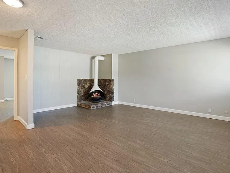 Elevate Apartments — Photo 10