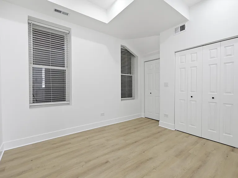 1838 N Damen Ave #2F — Photo 12
