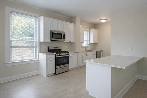 10 Forest St #3 Photo 1