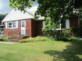 102 Parkway Dr, Cobleskill, NY 12043