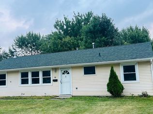 52 Carol Ln, Grand Island, NY 14072