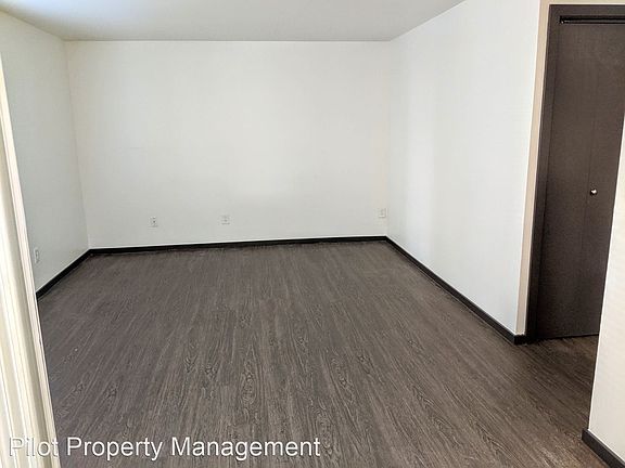 5th image of 9050 Greenwood Ave N APT 201