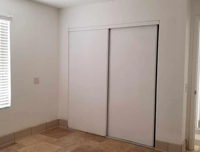 204 Cottonwood Ln #1 — Photo 1