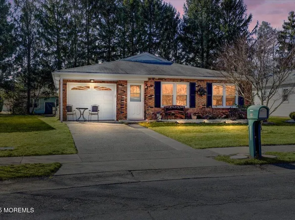 41 Lauren Lane N, Brick, NJ 08723