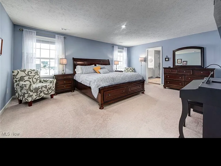 9206 Winfield Ln — Photo 13